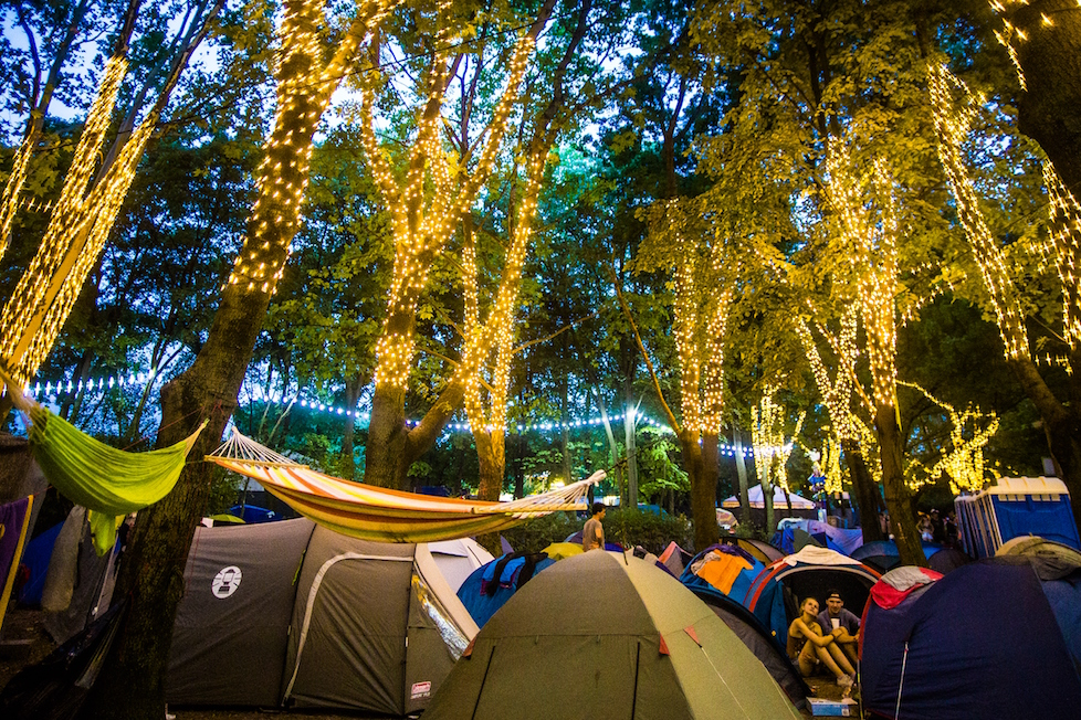 Moment passend Omgeving Welke Sziget camping upgrade kies jij? - Festival Travel